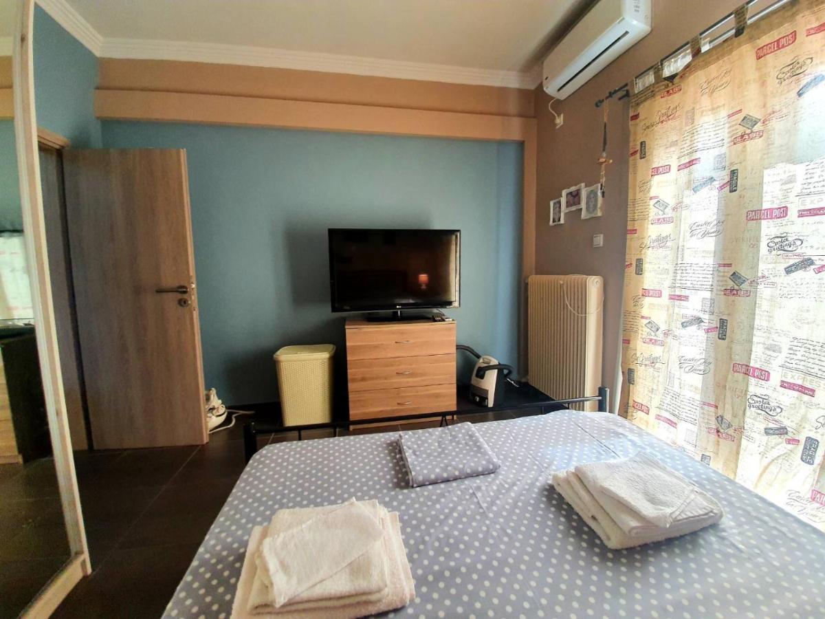 Ilias' Cosy And Relaxing Apartment Athens Exterior photo